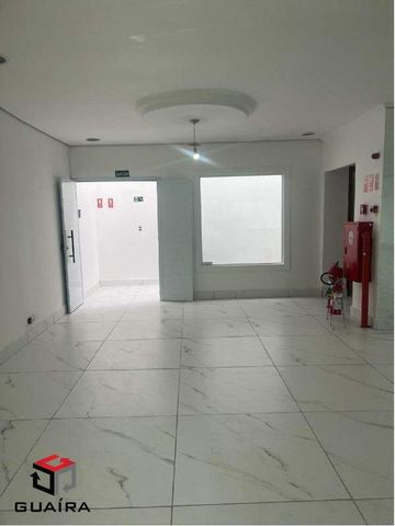 Foto Edifício Inteiro