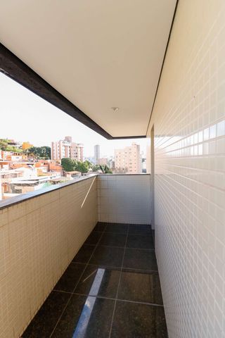 Foto Edifício Inteiro