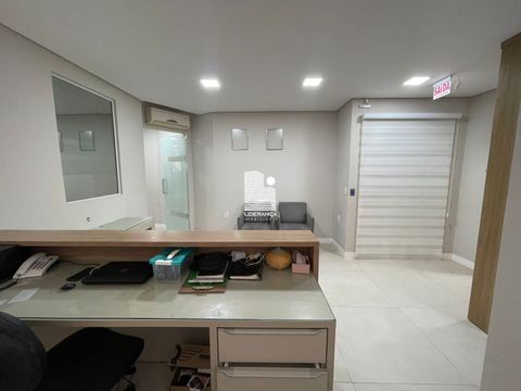 Foto Sala / Conjunto Comercial