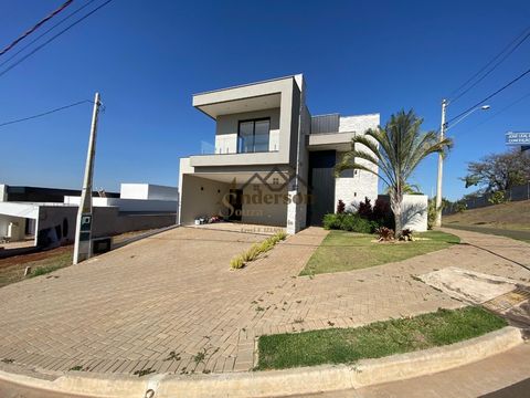 Foto Casa em Condomínio
