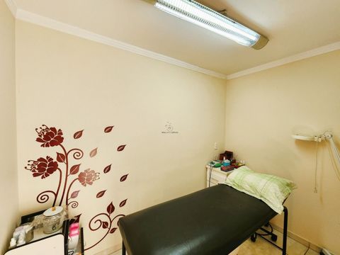 Foto Sala / Conjunto Comercial