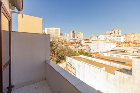 Foto Sala / Conjunto Comercial