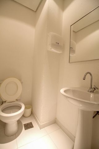 Foto Sala / Conjunto Comercial