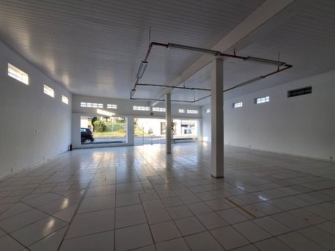 Foto Sala / Conjunto Comercial