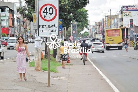 Foto Edifício Inteiro