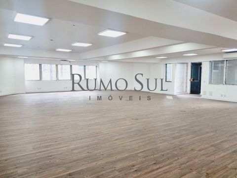 Foto Sala / Conjunto Comercial