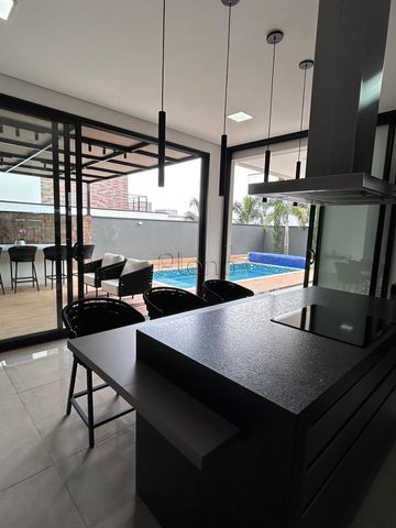 Foto Casa em Condomínio