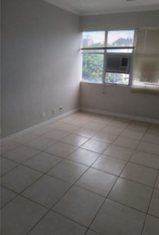Foto Sala / Conjunto Comercial