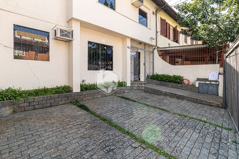 Foto Edifício Inteiro