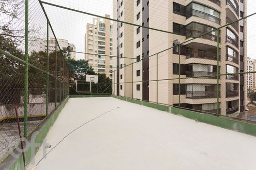 Foto 57 do Conjunto Residencial Mauro E Braido, em Perdizes / Catanduva oferecendo Aquecimento Central