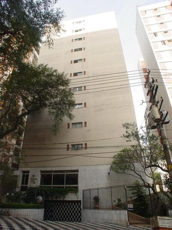 Foto 1 do Capri, em Paraíso / São Paulo oferecendo Jardim, Salão de Festa, Salão de Jogos