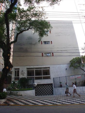 Foto 6 do Capri, em Paraíso / São Paulo oferecendo Jardim, Salão de Festa, Salão de Jogos
