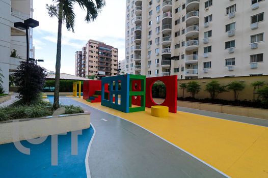 Foto 10 do Residencial La Vista, em Recreio dos Bandeirantes / Rio de Janeiro oferecendo Aquecimento Central