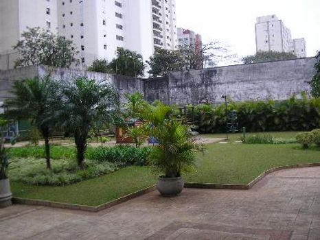 Foto 38 do Vincetori Condominium, em Santo Amaro / São Paulo oferecendo Aquecimento Central, Churrasqueira, Forno de Pizza, Garagem para visitas, Gerador, Jardim, Piscina, Piscina Infantil, Playground, Quadra Poliesportiva, Sala de Ginástica, Salão de Festa, Salão de Jogos, Sauna, Vestiário