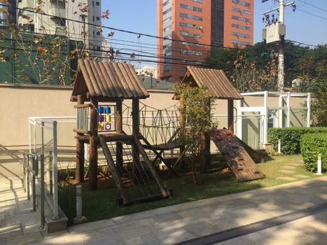 Foto 5 do The Corner, em Moema / São Paulo oferecendo Esquina, Piscina, Piscina Aquecida, Piscina Infantil, Playground, Sala de Ginástica, Salão de Festa, Salão de Jogos, Sauna, Vestiário