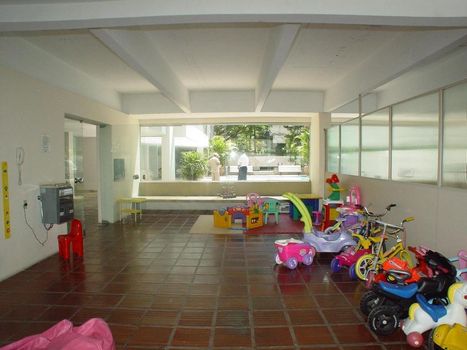 Foto 15 do Grenoble, em Jardim Paulista / São Paulo oferecendo Piscina, Piscina Infantil, Playground, Sala de Ginástica, Salão de Festa, Salão de Jogos