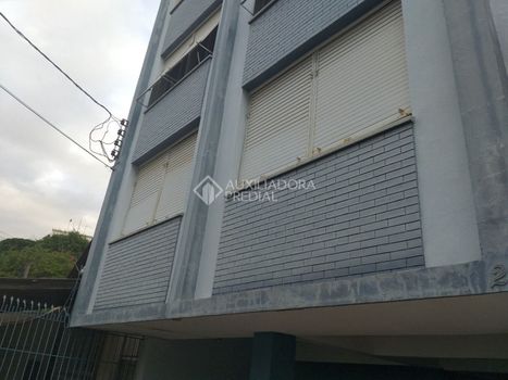 Foto 3 do Condomínio Edifício Rua Três de Maio, 253, em Floresta / Porto Alegre