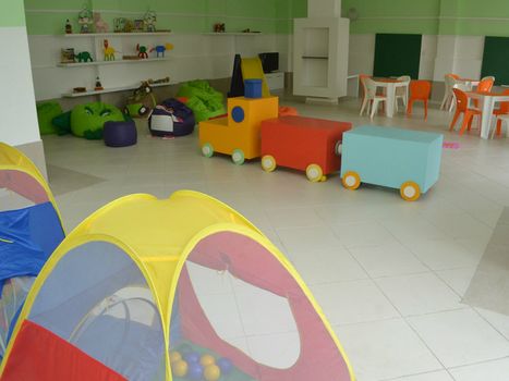Foto 8 do Smile Village Mindu, em Parque Dez de Novembro / Manaus oferecendo Children Care, Churrasqueira, Espaço Gourmet, Espaço Zen, Forno de Pizza, Hidromassagem, Home Cinema, Jardim, Piscina, Piscina Infantil, Playground, Quadra Poliesportiva, Sala de Ginástica, Salão de Festa, Sauna, Vestiário