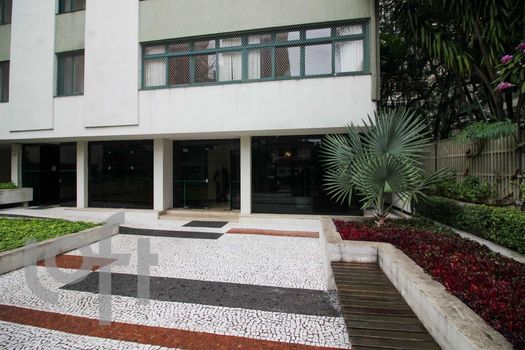 Foto 8 do Arandu, em Jardim Europa / São Paulo oferecendo Aquecimento Central