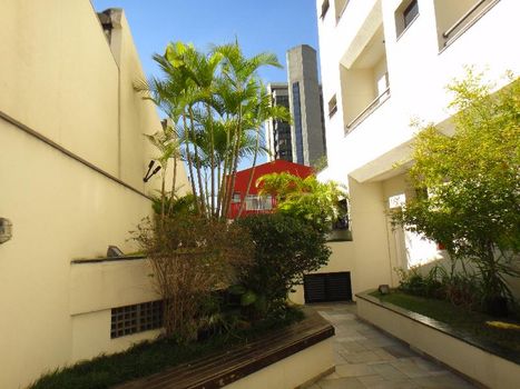 Foto 3 do Tetuan, em Chácara Santo Antônio (Zona Sul) / São Paulo oferecendo Jardim, Piscina, Piscina Infantil, Playground, Salão de Festa