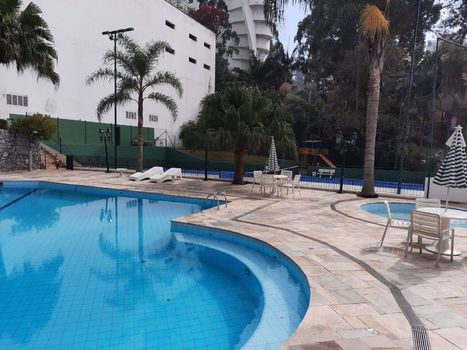 Foto 46 do Studium Vogue, em Vila Andrade / São Paulo oferecendo Churrasqueira, Jardim, Piscina, Piscina Infantil, Playground, Quadra Poliesportiva, Sala de Ginástica