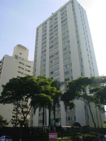 Foto 4 do Fiorella, em Campo Belo / São Paulo oferecendo Churrasqueira, Esquina, Gerador, Jardim, Quadra Poliesportiva, Salão de Festa