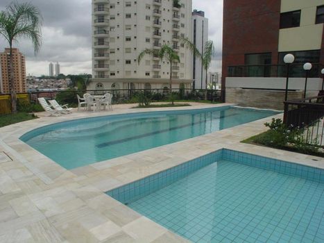 Foto 5 do Residencial Maison Lacanau, em Jardim Vila Mariana / São Paulo oferecendo Aquecimento Central, Churrasqueira, Esquina, Forno de Pizza, Gerador, Jardim, Piscina, Piscina Aquecida, Piscina Infantil, Playground, Quadra Poliesportiva, Sala de Ginástica, Salão de Festa, Salão de Jogos, Sauna, Vestiário