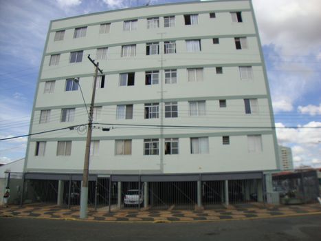 Foto 1 do Condomínio Edifício Rua Buarque de Macedo, 374, em Guanabara / Campinas