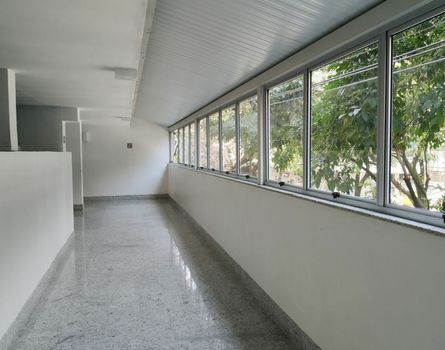 Foto 3 do Jos Amaro, em Cidade Jardim / Belo Horizonte oferecendo Aquecimento Central