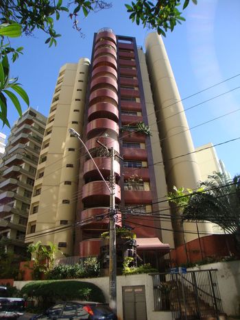 Foto 1 do Condomínio Edifício Rua T 37 A, 3550, em Setor Bueno / Goiânia
