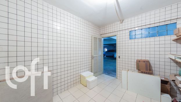 Foto 1 do Iola Di Montese, em Aclimação / São Paulo oferecendo Esquina, Garagem para visitas, Jardim, Piscina, Piscina Infantil, Playground, Sala de Ginástica, Salão de Festa, Salão de Jogos, Sauna