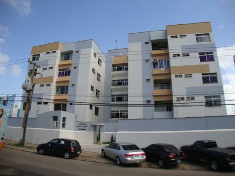 Foto 1 do Condomínio Edifício Rua av. cel colares moreira, 14, em Renascença / Sao Luis