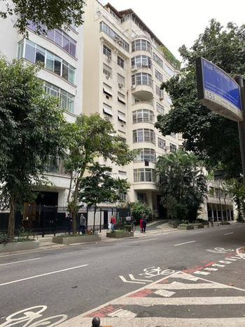 Foto 1 do Barao De Inoa, em Copacabana / Duque de Caxias oferecendo Aquecimento Central