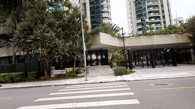 Foto 3 do St James'Park Condominium, em Vila Andrade / Praia Grande oferecendo Aquecimento Central