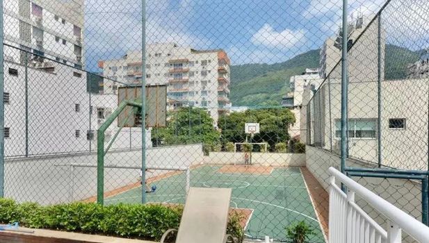 Foto 27 do Conde De Braganca, em Tijuca / Rio de Janeiro oferecendo Aquecimento Central