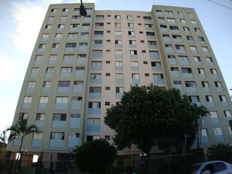 Foto 2 do Edifcio Cristina Maria, em Freguesia do Ó / Barueri oferecendo Aquecimento Central