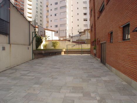 Foto 1 do Chamonix, em Perdizes / São Paulo oferecendo Jardim, Piscina, Playground, Sala de Ginástica, Salão de Festa, Salão de Jogos