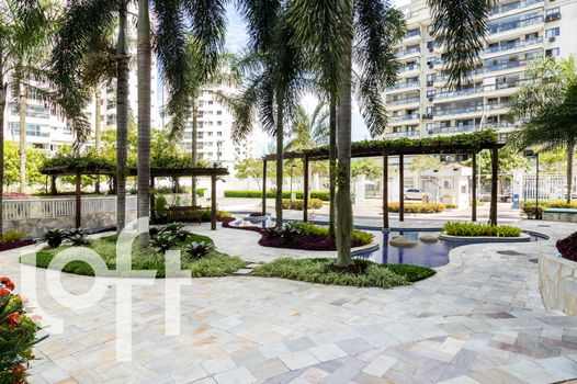 Foto 16 do Le Quartier Vert Residences, em Recreio dos Bandeirantes / Rio de Janeiro oferecendo Aquecimento Central
