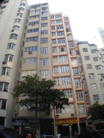 Foto 1 do Inhanga, em Copacabana / Rio de Janeiro oferecendo Aquecimento Central