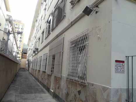 Foto 2 do Sao Pedro, em Méier / Rio de Janeiro oferecendo Aquecimento Central