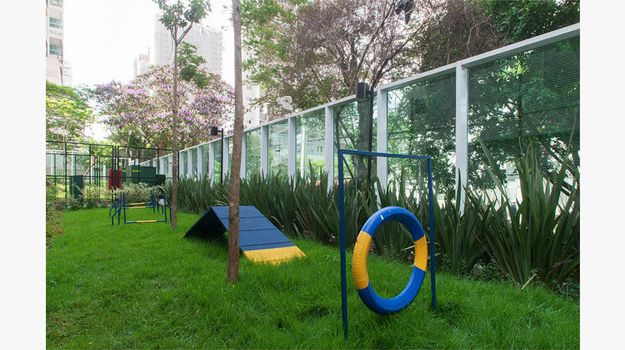 Foto 13 do Sky Campo Belo, em Campo Belo / São Paulo oferecendo Churrasqueira, Espaço Gourmet, Espaço Zen, Jardim, Piscina, Piscina Infantil, Playground, Quadra Squash, Sala de Ginástica, Salão de Festa, Salão de Jogos, Sauna