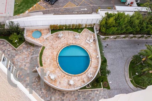 Foto 47 do Maison Champenois, em Vila Andrade / São Paulo oferecendo Churrasqueira, Jardim, Piscina, Piscina Infantil, Playground, Quadra Poliesportiva, Sala de Ginástica, Salão de Festa, Salão de Jogos