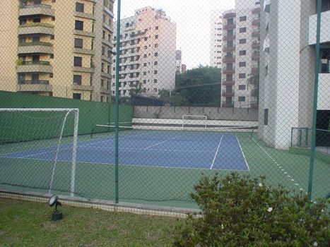 Foto 1 do Ibitirama, em Real Parque / São Paulo oferecendo Churrasqueira, Piscina, Quadra Poliesportiva, Sala de Ginástica, Salão de Festa, Salão de Jogos, Sauna