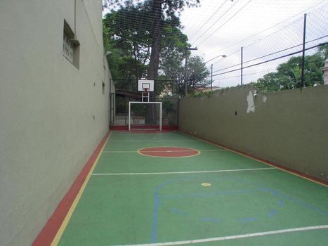 Foto 1 do Guaec, em Perdizes / São Paulo oferecendo Aquecimento Central, Churrasqueira, Jardim, Piscina, Piscina Infantil, Playground, Quadra Poliesportiva, Sala de Ginástica, Salão de Festa, Salão de Jogos, Sauna