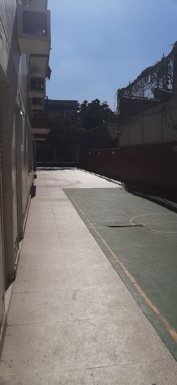 Foto 6 do Renata, em Cachambi / Rio de Janeiro oferecendo Aquecimento Central