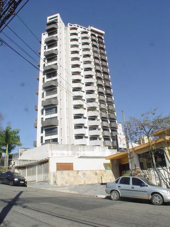 Foto 1 do Veredas Da Cantareira, em Água Fria / São Paulo oferecendo Aquecimento Central, Children Care, Churrasqueira, Espaço Zen, Forno de Pizza, Hidromassagem, Home Cinema, Jardim, Piscina Aquecida, Piscina Infantil, Playground, Quadra Poliesportiva, Sala de Ginástica, Salão de Festa, Salão de Jogos, Sauna, Vestiário