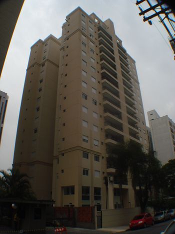 Foto 4 do Platinum Jardim Guedala, em Vila Progredior / São Paulo oferecendo Churrasqueira, Espaço Gourmet, Esquina, Forno de Pizza, Gerador, Hidromassagem, Jardim, Piscina, Piscina Aquecida, Piscina Infantil, Playground, Quadra Poliesportiva, Sala de Ginástica, Salão de Festa, Sauna
