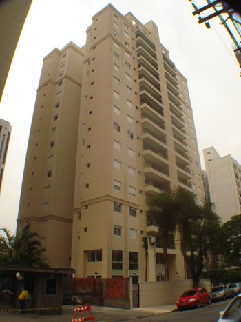 Foto 5 do Platinum Jardim Guedala, em Vila Progredior / São Paulo oferecendo Churrasqueira, Espaço Gourmet, Esquina, Forno de Pizza, Gerador, Hidromassagem, Jardim, Piscina, Piscina Aquecida, Piscina Infantil, Playground, Quadra Poliesportiva, Sala de Ginástica, Salão de Festa, Sauna