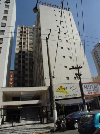 Foto 3 do Clodomiro Amazonas, em Vila Nova Conceição / São Paulo oferecendo Playground, Quadra Poliesportiva, Salão de Festa