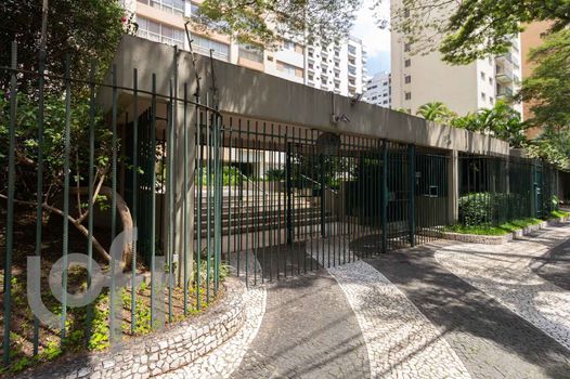Foto 16 do Maison Ille De France, em Campo Belo / São Paulo oferecendo Jardim, Piscina, Piscina Infantil, Playground, Quadra Poliesportiva, Salão de Festa, Salão de Jogos, Sauna